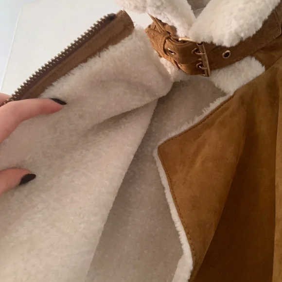 Tan shearling - Picture 7 of 8